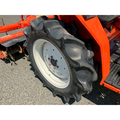 KUBOTA トラクター L1-215D