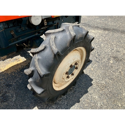 KUBOTA トラクター L1-185D