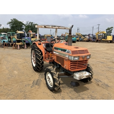 KUBOTA トラクター L1-33D