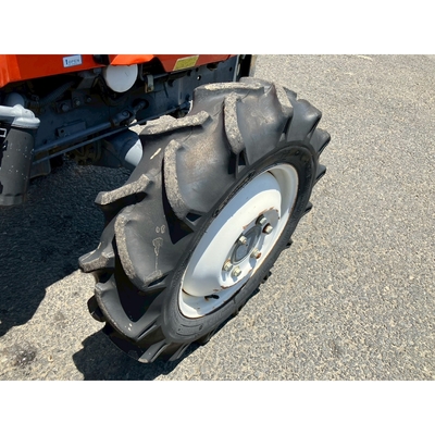 KUBOTA トラクター L1-275D