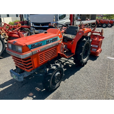 KUBOTA トラクター L1-205D