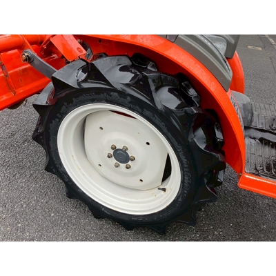 KUBOTA トラクター GB20