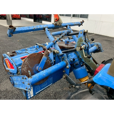 ISEKI トラクター TF223F