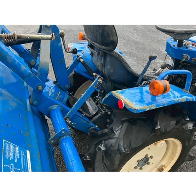 ISEKI トラクター TX155F