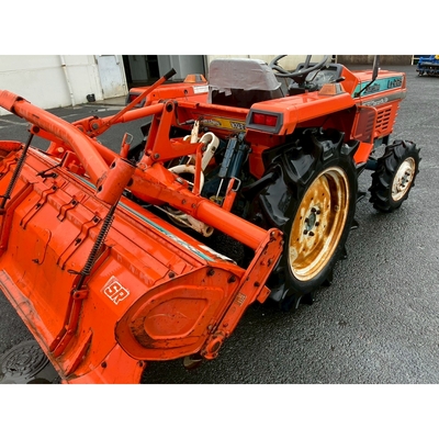 KUBOTA トラクター L1-225D