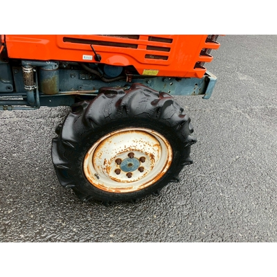 KUBOTA トラクター L1-225D