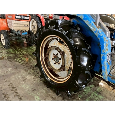 ISEKI トラクター TF243F