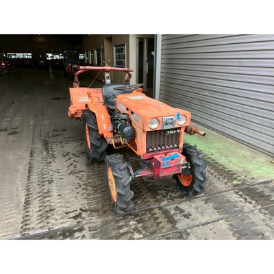 KUBOTA トラクター B7001