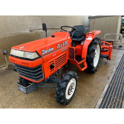 KUBOTA トラクター L1-235D