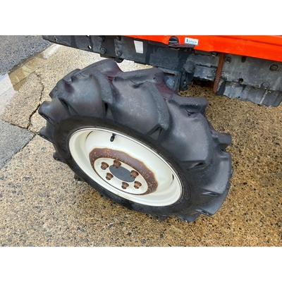 KUBOTA トラクター L1-235D