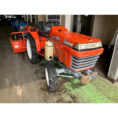 KUBOTA トラクター L1-195D