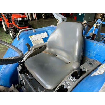 ISEKI トラクター TG233F