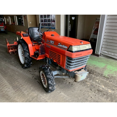 KUBOTA トラクター L1-195D