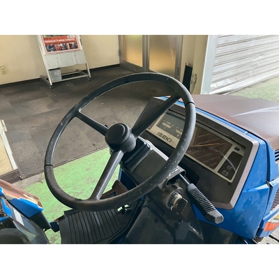 ISEKI トラクター TU135F