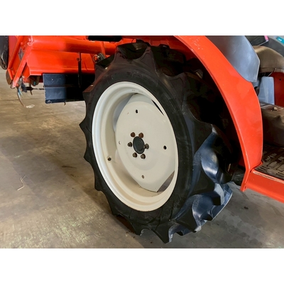 KUBOTA トラクター KB18