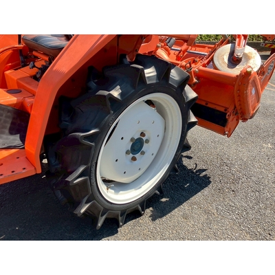 KUBOTA トラクター L1-18