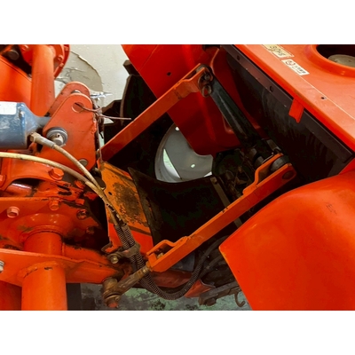 KUBOTA トラクター B1600