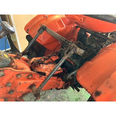 KUBOTA トラクター B7000D