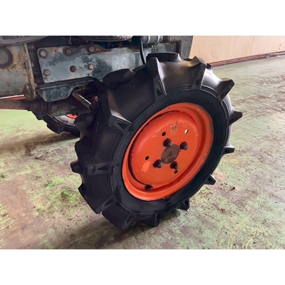 KUBOTA トラクター B7000D