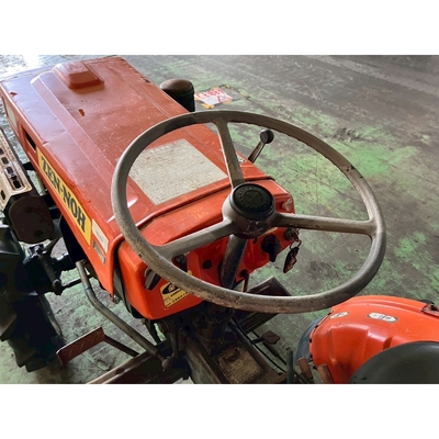 KUBOTA トラクター B7000D
