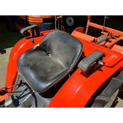 KUBOTA トラクター B1600