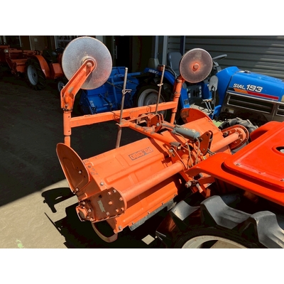 KUBOTA トラクター B1600