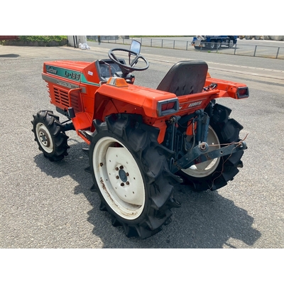 KUBOTA トラクター L1-185D