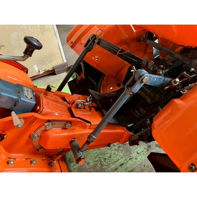 KUBOTA トラクター B7001D