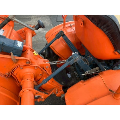 KUBOTA トラクター B7001D