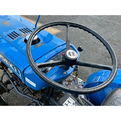 ISEKI トラクター TX1000