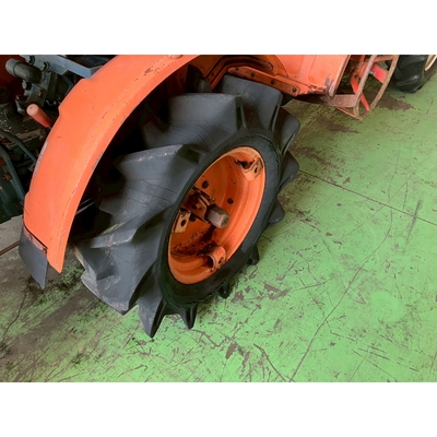 KUBOTA トラクター B5000D