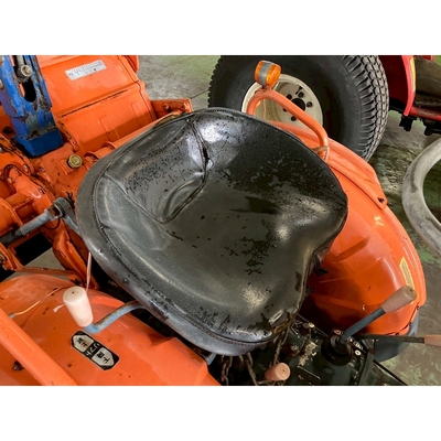 KUBOTA トラクター B7000D