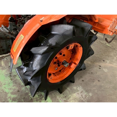 KUBOTA トラクター B7000D