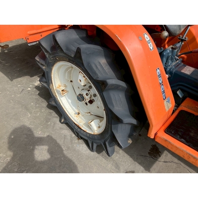 KUBOTA トラクター B1502D