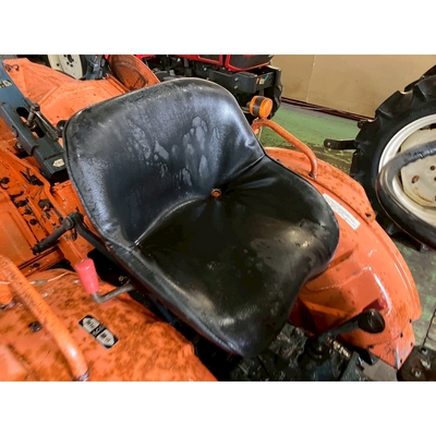 KUBOTA トラクター B7001D