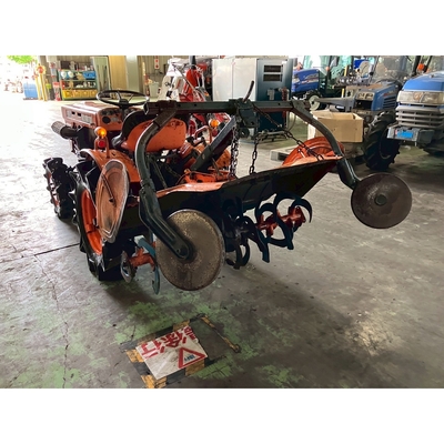 KUBOTA トラクター B7001D