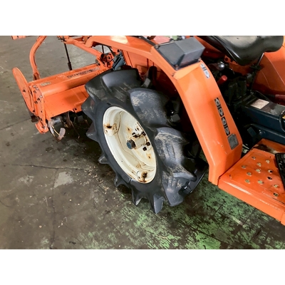 KUBOTA トラクター B1402M