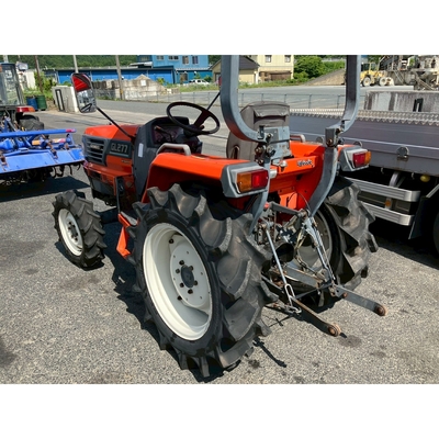 KUBOTA トラクター 
