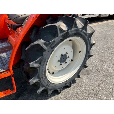 KUBOTA トラクター 