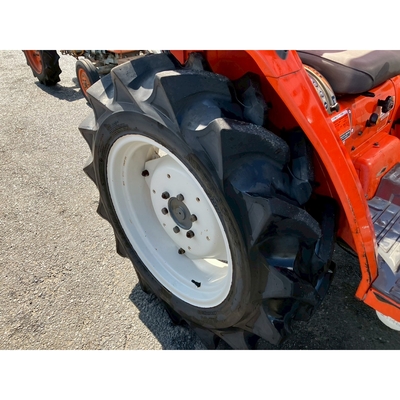KUBOTA トラクター 