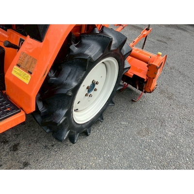KUBOTA トラクター B1-15D