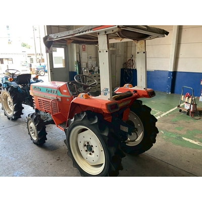 KUBOTA トラクター L1-185D