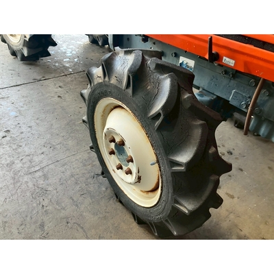 KUBOTA トラクター L1-185D