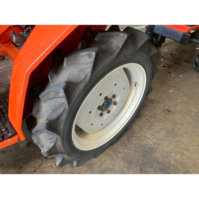KUBOTA トラクター L1-185D