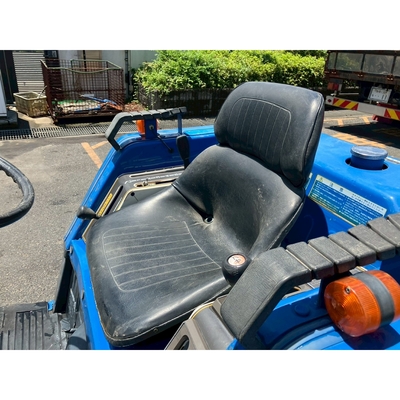 ISEKI トラクター TU200S