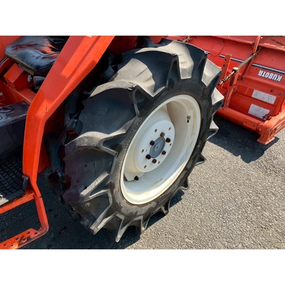 KUBOTA トラクター L1-275D