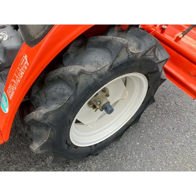 KUBOTA トラクター  B72