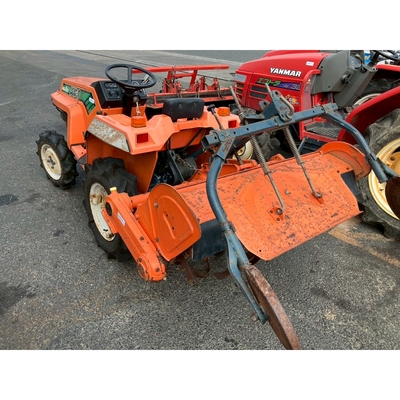 KUBOTA トラクター XB-1