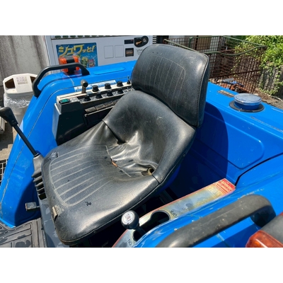 ISEKI トラクター TA235F