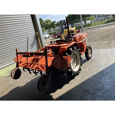 KUBOTA トラクター  B1600D